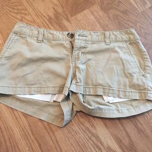 khaki shorts